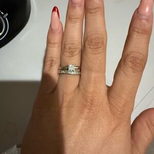 Classic Silver-Tone Princess Cut Engagement Ring Set - White/Silver